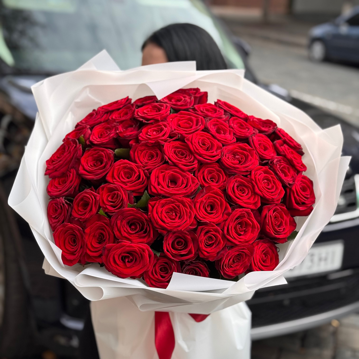 51 червона троянда «Кармінне зізнання»