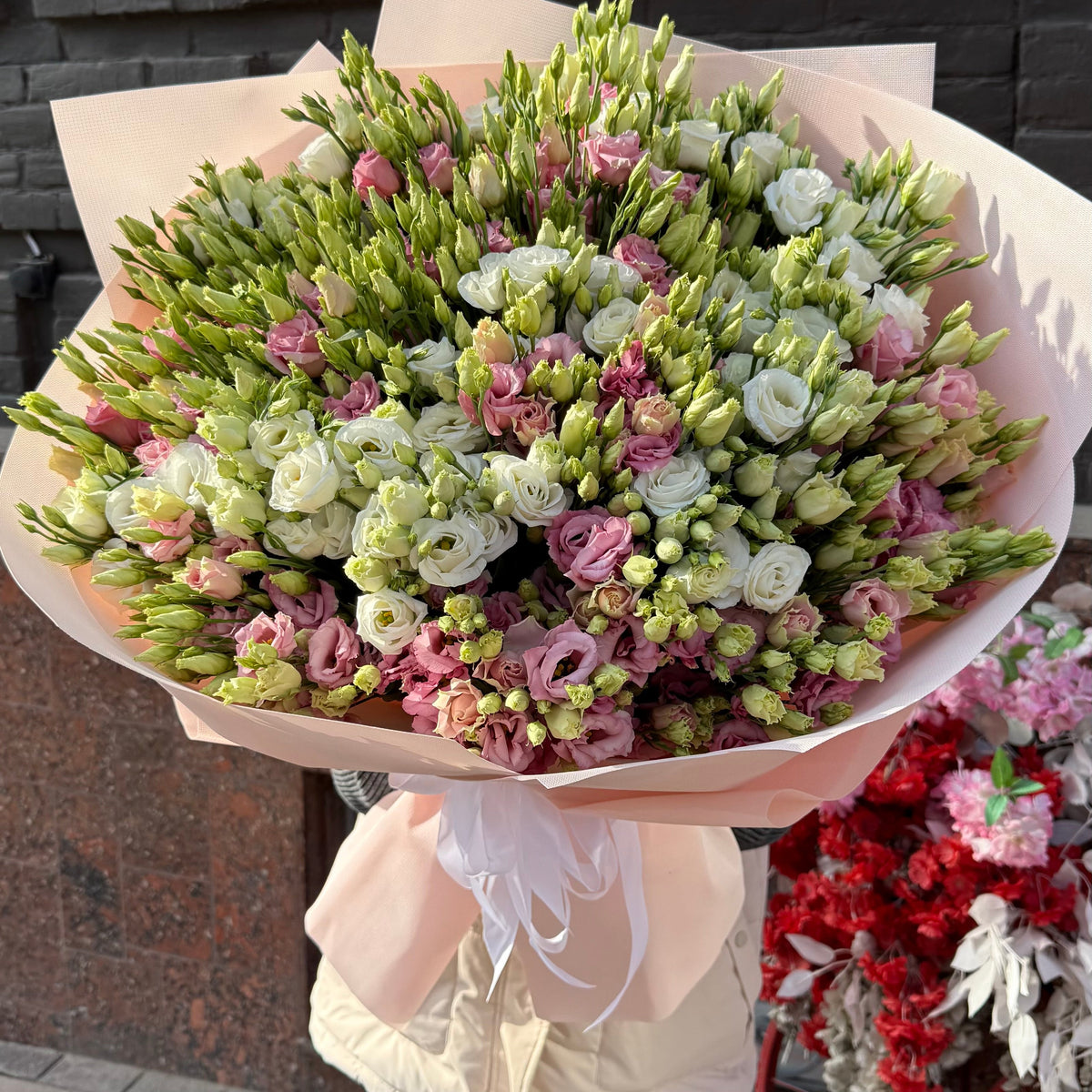 Авторський букет «Шелест Еустом»