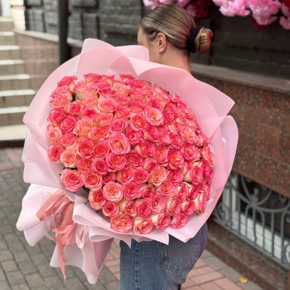 101   троянда «Рожевий Захід» – розкішний моно букет