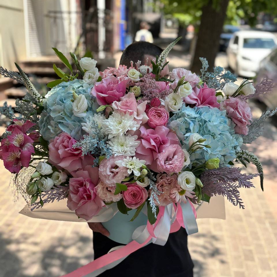 Квіти в коробці  «Шовковий Ноктюрн»